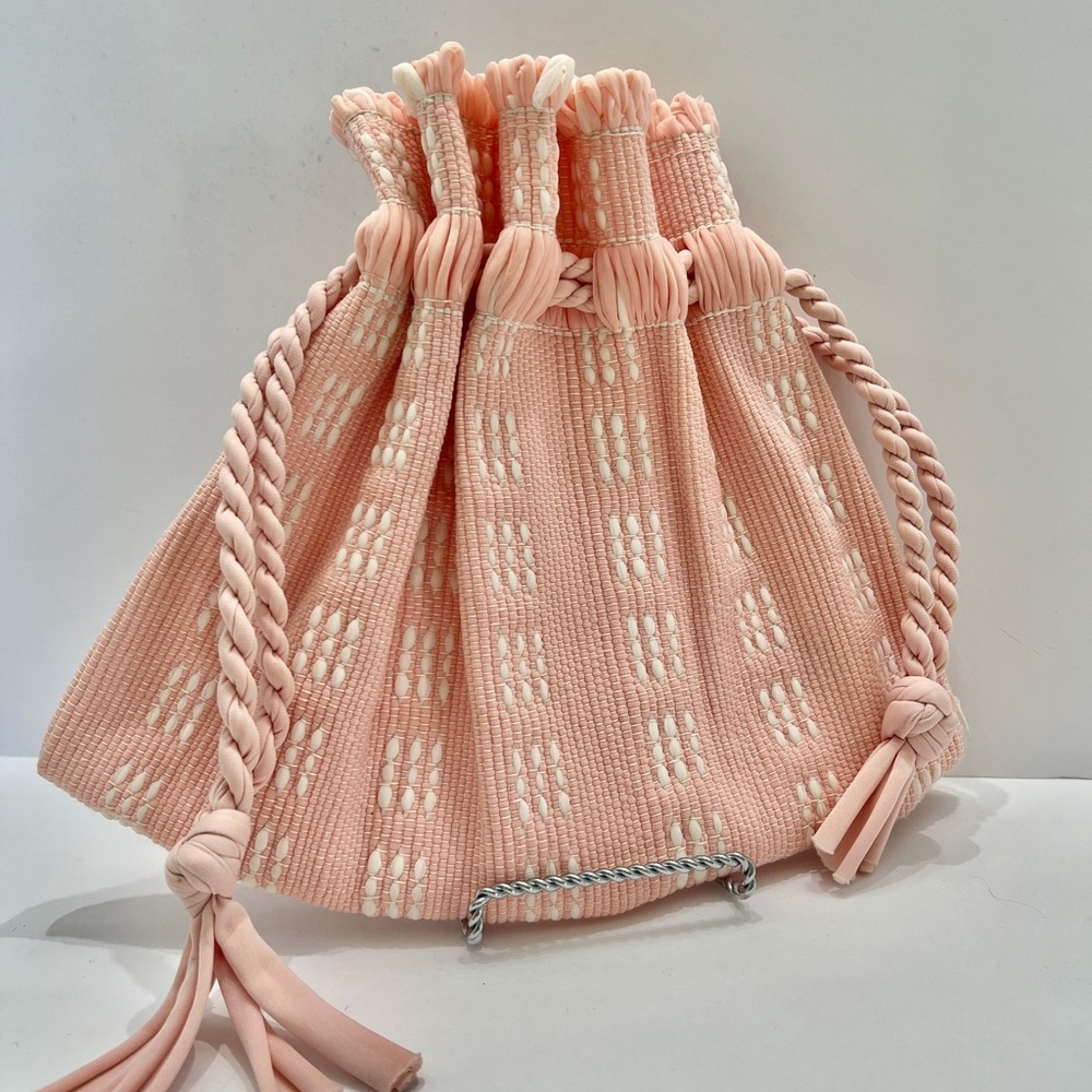 Vintage Pink Woven Drawstring carpet purse Excellent dead stock condition